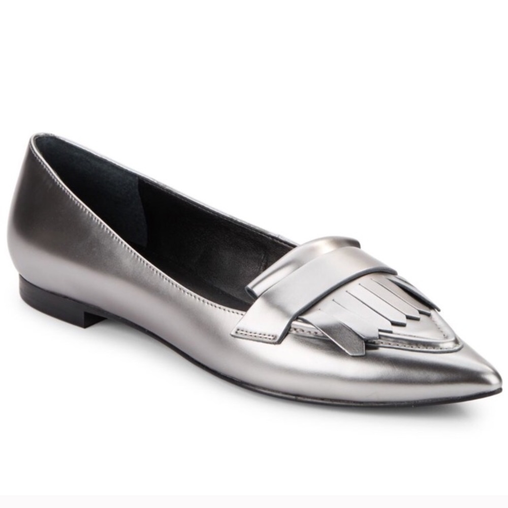 Metallic flats with fringe detail